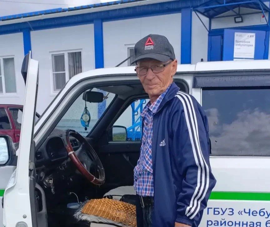 Игорь Николаевич Голубович не просто водитель, он первый помощник  врачей в любой ситуации.